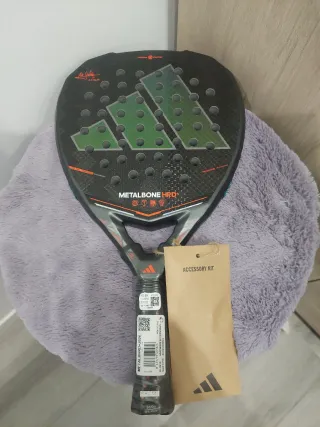 Pala de pádel Adidas Metalbone HRD+