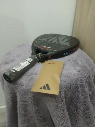 Pala de pádel Adidas Metalbone