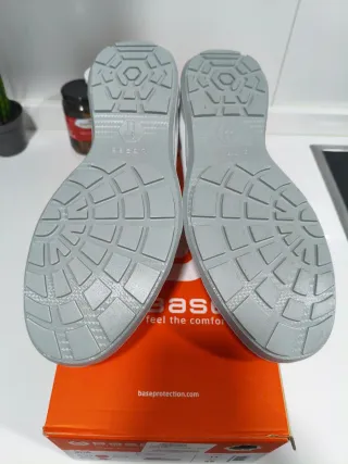Zapatos Seguridad Base BOB B0636 S3 ESD T45 NUEVOS
