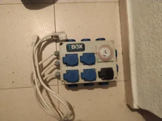 Caja T-Box con Temporizador