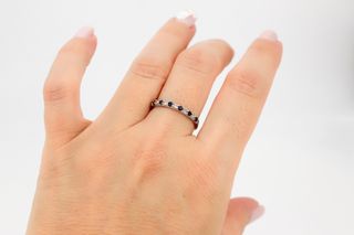 Anillo De Oro Blanco De 18K.. Ref: 016-01-00402