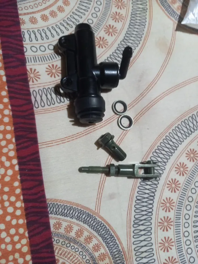 Bomba de Freno Trasera Moto Nueva