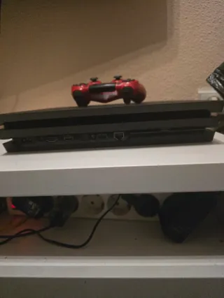 Console Sony PS4 Pro Nera + Controller Rosso