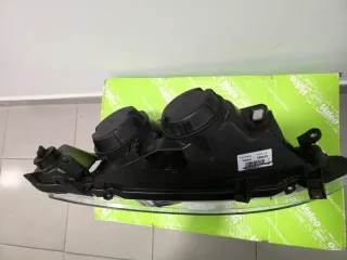 Faros Delanteros Peugeot 307 (2001-2005)