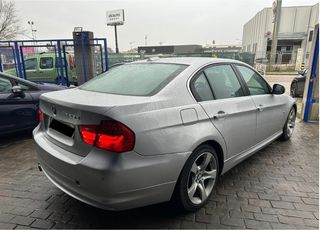 BMW Serie 3 325d Auto