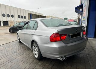 BMW Serie 3 325d Auto