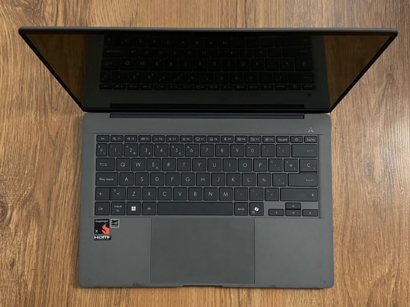 Portátil ASUS Zenbook A14 OLED afbeelding 3