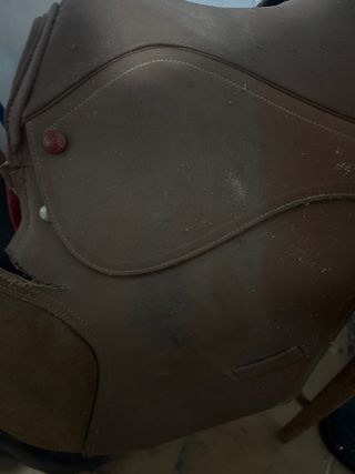 Montura de cuero inglesa