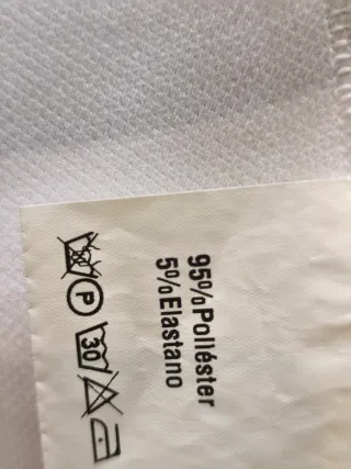 Vestido Giltome Flores Rojas Talla M