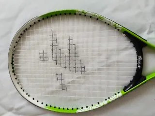 Raqueta de tenis infantil verde