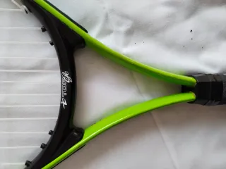 Raqueta de tenis infantil verde