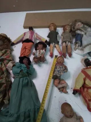 12 Bambole Antiche in Totale