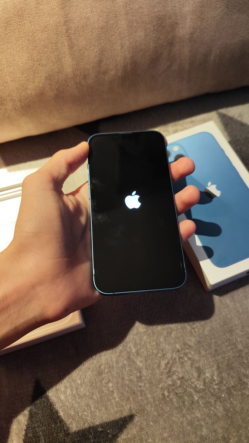 iPhone 13 100% + Caja afbeelding 3