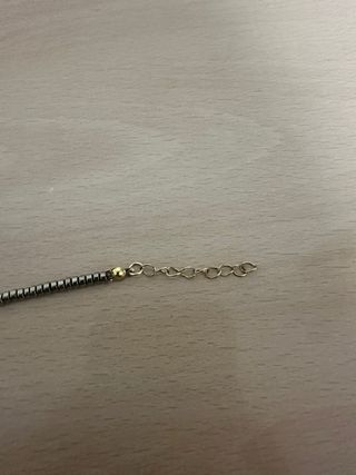 Pulsera dorada trébol