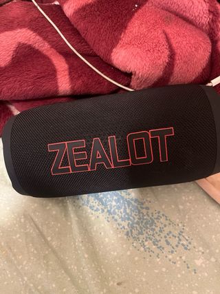 Altavoz Zealot Negro