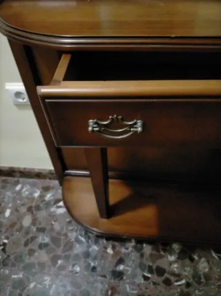 Mueble de entrada con espejo y cajón