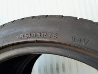 Mitsubishi 1151285 195/45/16 84v neumático colt