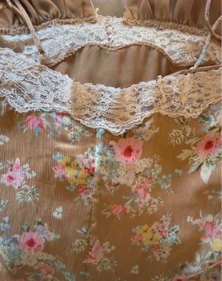 Vestido Zara floral marrón y multicolor