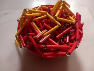 Cortina - mosquitera artesanal de canutillos