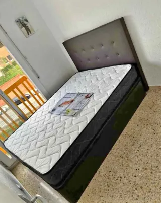 Canapé abatible y colchón beige/gris