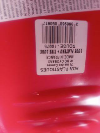 Trineo infantil rojo con frenos