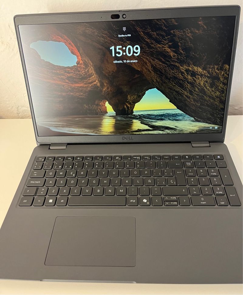 Portátil Dell Latitude 3550 15 Intel Core i5