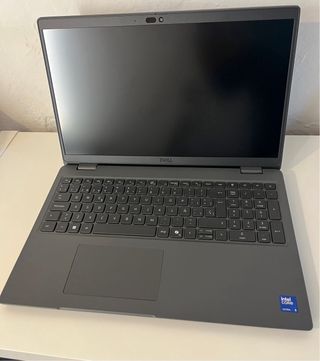 Portátil Dell Latitude 3550 15 Intel Core i5