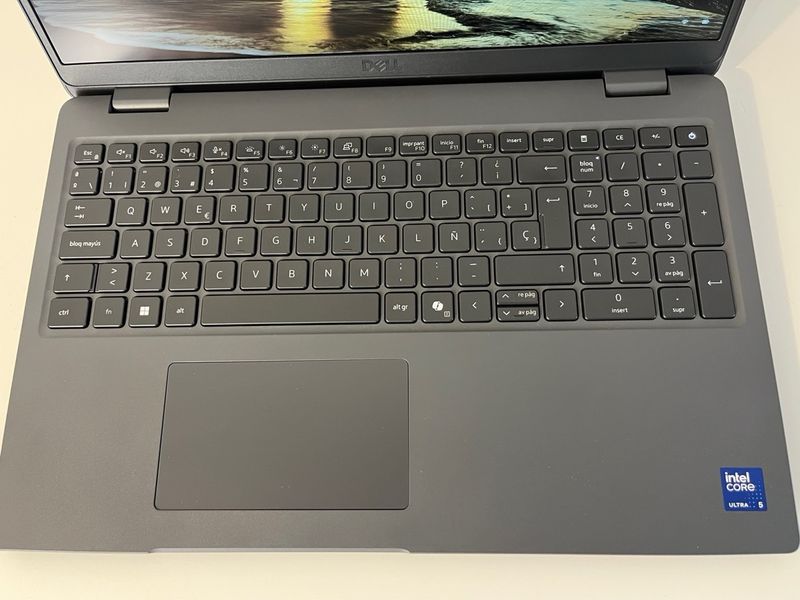 Portátil Dell Latitude 3550 15 Intel Core i5 afbeelding 3