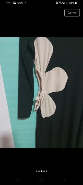 Vestido negro con flor beis NUEVO