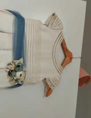 Vestido de Comunión de seda con cancan incluido