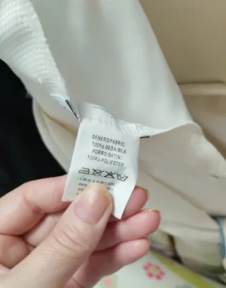 Vestido de Comunión de seda con cancan incluido