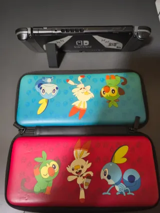 Nintendo Switch 2019 Ed MHR + Juegos + Accesorios