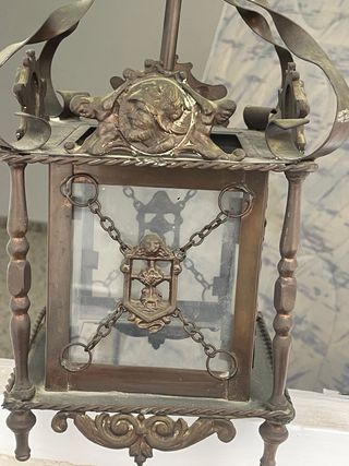 Lámpara Farol Metálica Dorada