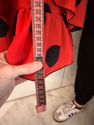 Traje de flamenca rojo con lunares negros