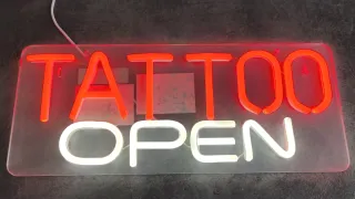 Lampada Neon LED "TATTOO Open" plex