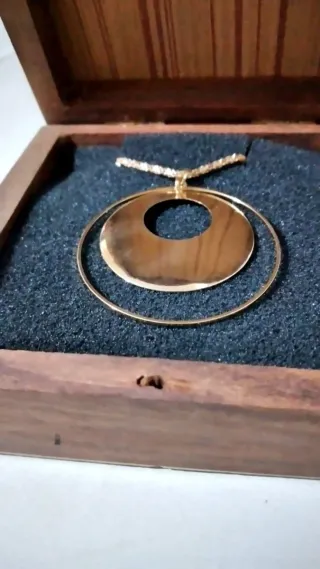 Set collana e orecchini cerchi oro