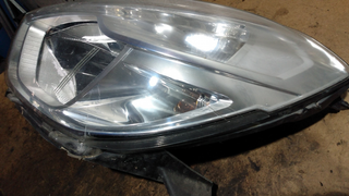 FARO IZQUIERDO DACIA DOKKER Essential | 01.18 - 1