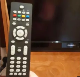 Televisión Phillips 38 Negra