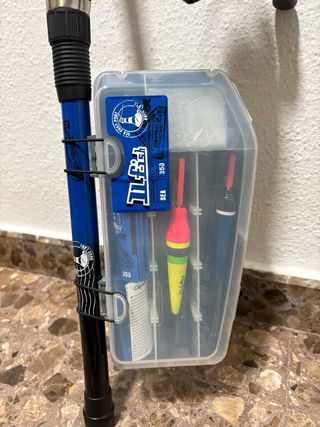 Caña de pescar Caperlan + Accesorios