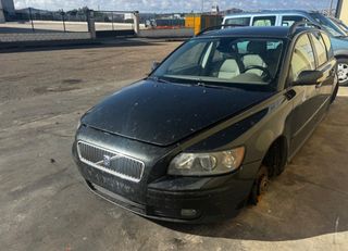 Puerta delantera volvo v50 familiar 2.0 d 1122176