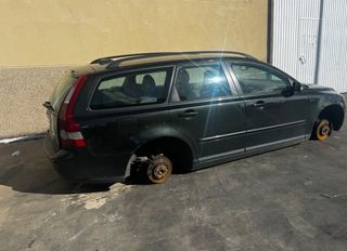 Puerta delantera volvo v50 familiar 2.0 d 1122176