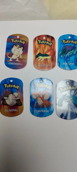 Chapas Pokémon: Wartortle, Arbok, Meowth, Quilava,