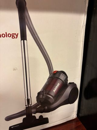 Aspirador Akita C6 800W