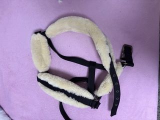 Cabezada de cuadra forrada