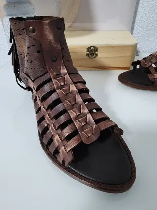 Sandalias de piel estilo gladiador