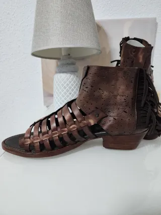 Sandalias de piel estilo gladiador