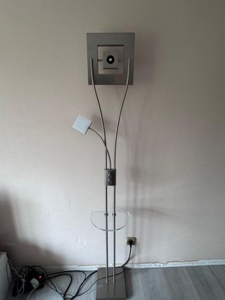 Lámpara de Pie Diseño Moderno