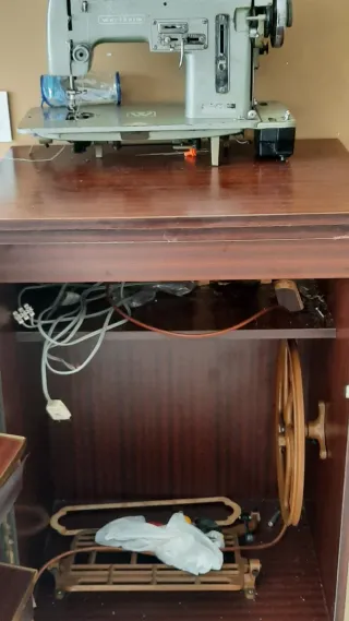 Máquina de coser Wertheim