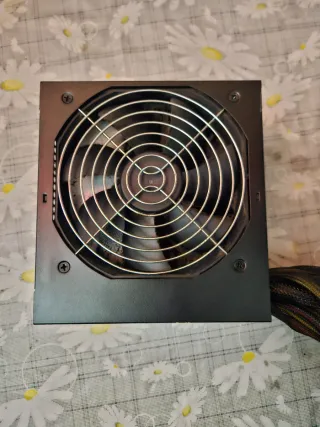 Fuente Enermax ERX650AWT 650W 80 Plus Gold