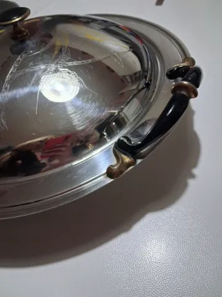 Porta portate in acciaio con coperchio